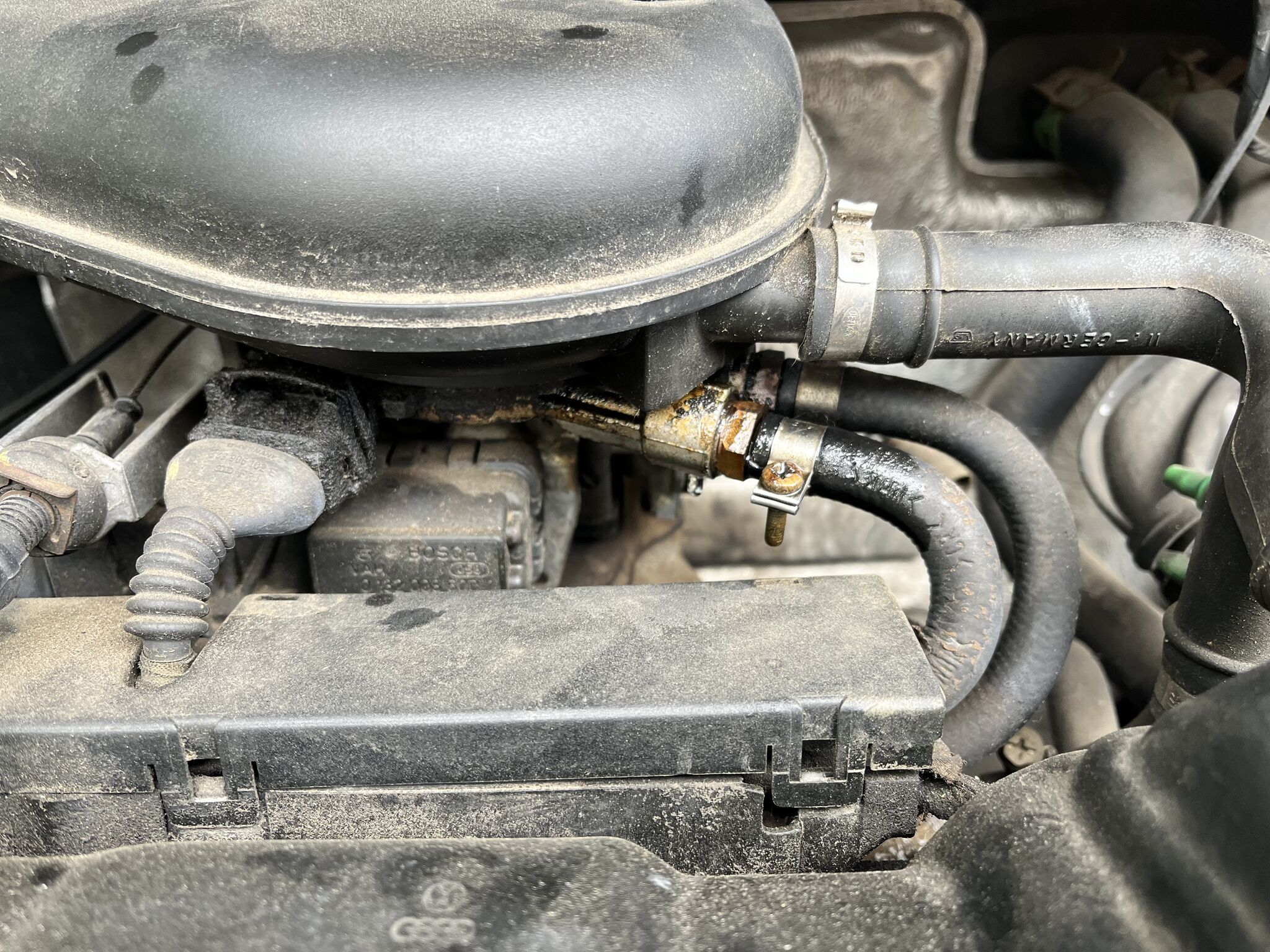 Easy fix, fuel supply hose not tightend properly